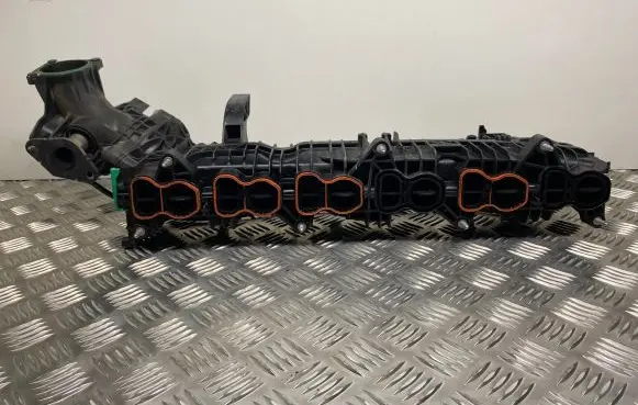 BMW 3 F30 F35 F31 Intake manifold 7811909