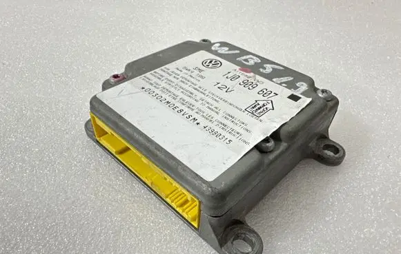 Volkswagen PASSAT B5 Airbag control unit/module 1J0909607 43980315 5WK4199