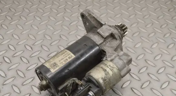 Volkswagen Golf VII Starter motor 02Z911024H
