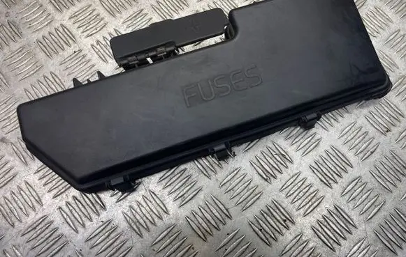 Fuse box cover