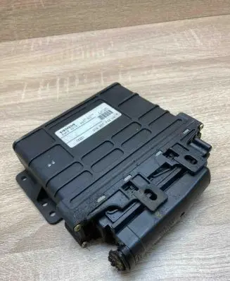 Audi A6 S6 C5 4B Engine control unit/module ECU 01N927733CN 5WK33219 WithPlug