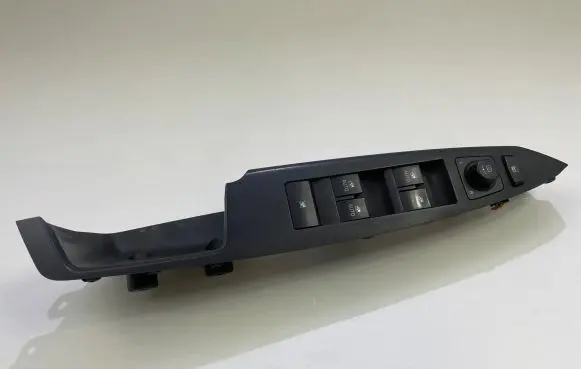 Opel Antara Electric window control switch