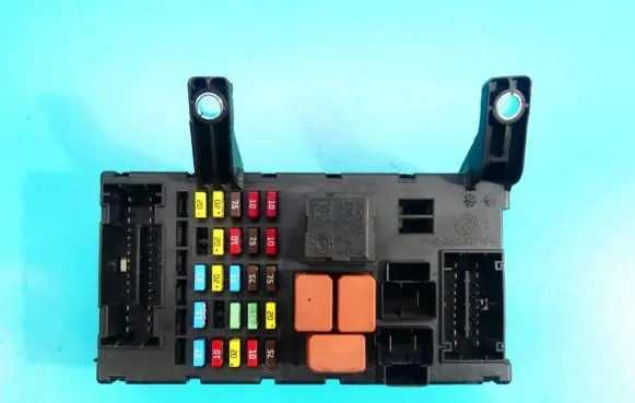 Fiat Albea Central body control module 51752207 IMPRK1310779