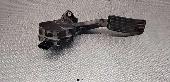 Subaru Forester SH Accelerator throttle pedal 36010AG140 1988007120 02N07B00228