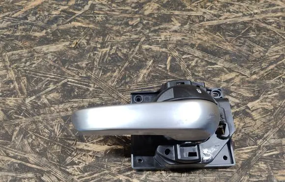Fiat 500X Rear door interior handle