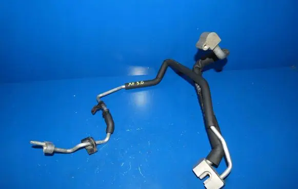 Jaguar XF X250 Air conditioning (A/C) pipe/hose