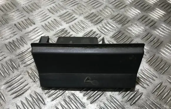 Renault 19 Car ashtray 7700781990 4164