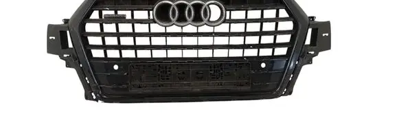 Audi Q7 4M Front bumper upper radiator grill 4M0853651F