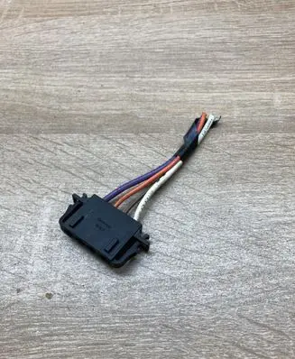 Volkswagen PASSAT B5.5 Plug wire 16141