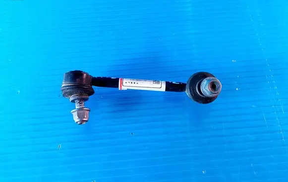 Tesla Model 3 Rear anti-roll bar/stabilizer link 104449100E