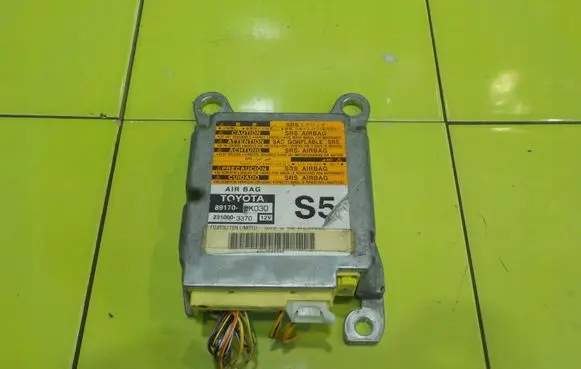 Toyota Hilux (AN10, AN20, AN30) Airbag control unit/module 891700K030
