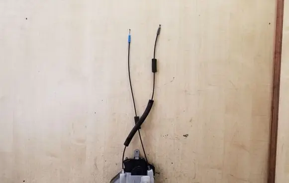 Subaru Outback Rear door lock