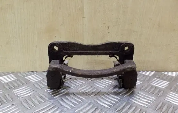 Chevrolet Captiva Brake caliper pad carrier rear 