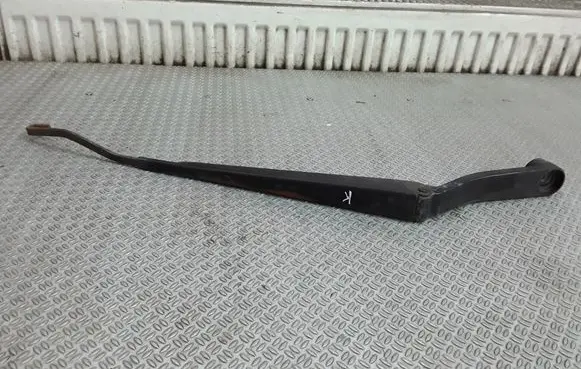 KIA Sorento Front wiper blade arm