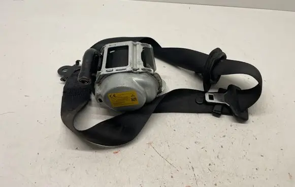 BMW 5 G30 G31 G38 Front seatbelt 34193866D 89755175