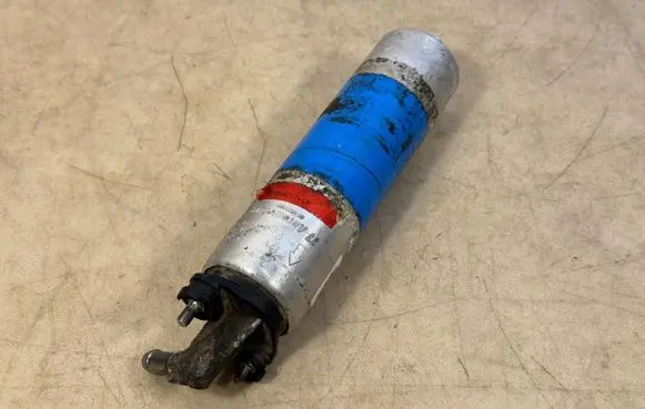 Mercedes-Benz G W461 W463 1st Gen Fuel injection high pressure pump A0014701794