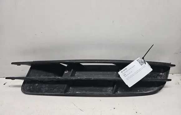 Audi Q7 4L Front fog light trim/grill 4L0807151