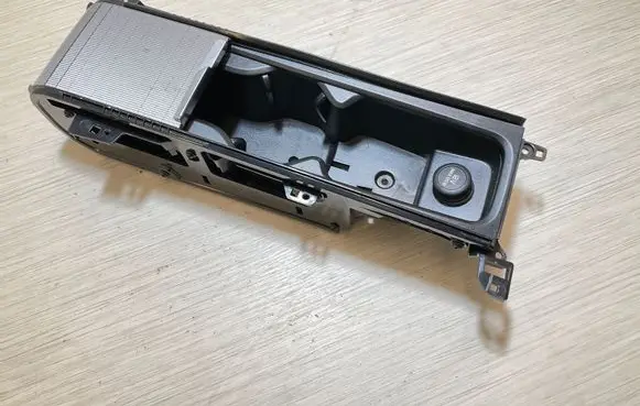 Volvo XC90 Cup holder back 31497274 16987187 2674513G