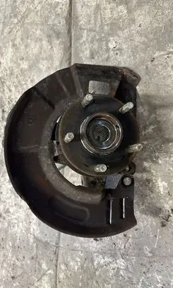 Hyundai Santa Fe Front wheel hub spindle knuckle