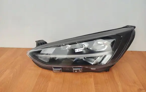 Ford Focus Headlight/headlamp JX7B-13E015-CE