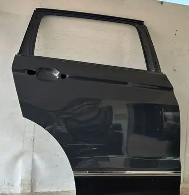 Volkswagen Tiguan Rear door 5NA833312K