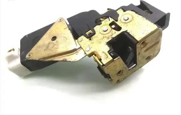 Mitsubishi Carisma Front door lock