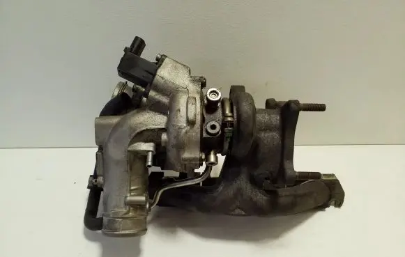 Volkswagen Eos Turbo 06F145701D 06F145710C