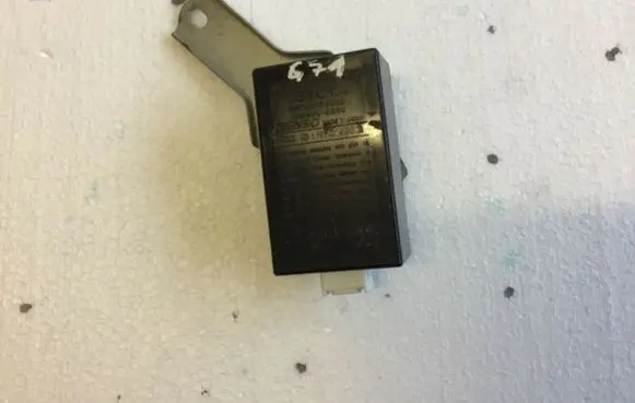 Toyota Yaris Tire pressure control unit 8976052030