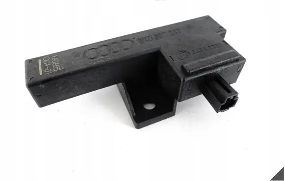 Volkswagen Touareg II Keyless (KESSY) go control unit/module 8K0907247