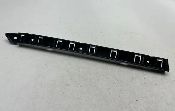 Chrysler Pacifica Rear bumper mounting bracket 68229237AC