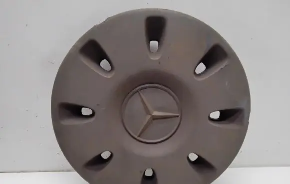 Mercedes-Benz Vito Viano W639 Original wheel cap A6394010825