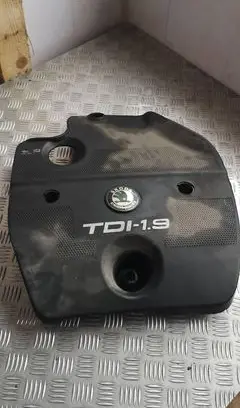 Skoda Octavia Mk1 (1U) Engine cover (trim) 038103935a