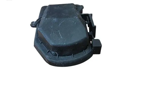 Toyota Avensis T250 Headlight/headlamp dust cover 20A369C1
