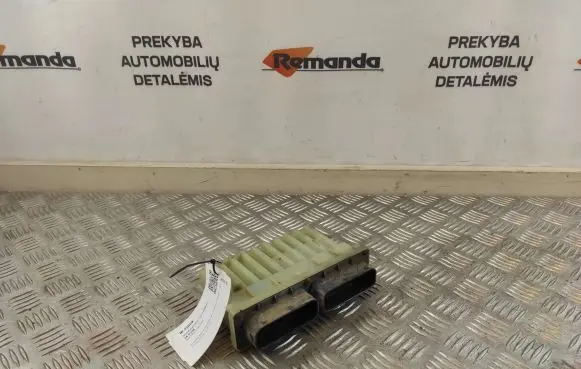 Opel Zafira A Fan control module 24410130