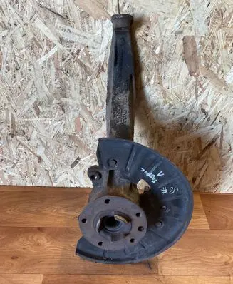 Volkswagen Touareg II Front wheel hub 7P6407245A