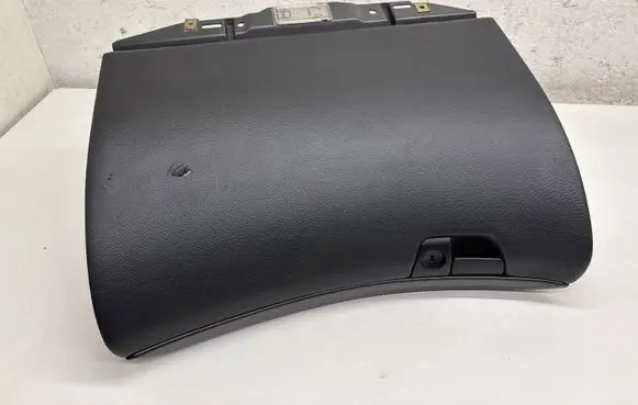 Volvo S60 Glove box 8650374