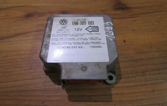 Volkswagen Caddy Airbag control unit/module 6n0909603 5wk4137