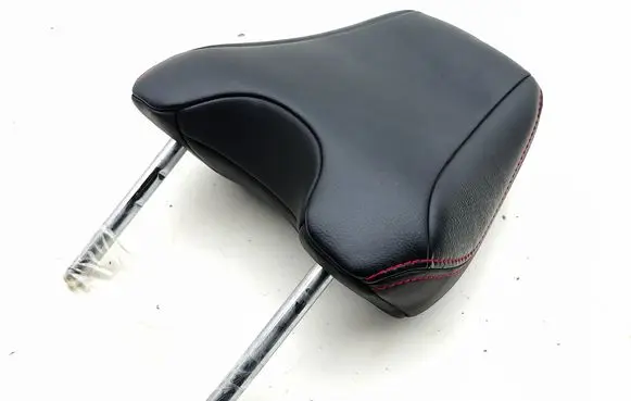 Toyota GT 86 Front seat headrest 
