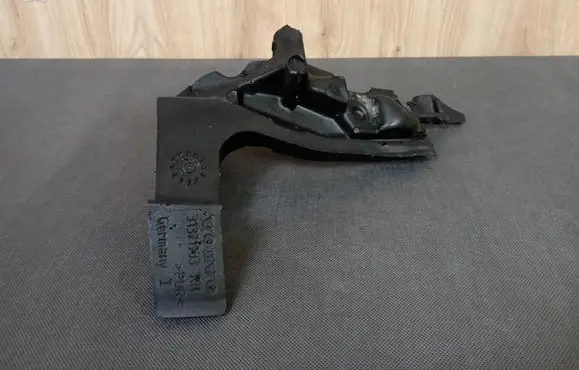 Volvo V40 Cross country Fender foam support/seal 31371933