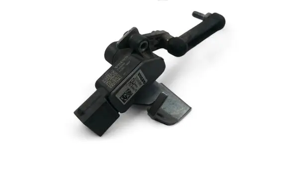 Volvo XC60 Rear air suspension level height sensor 31406563