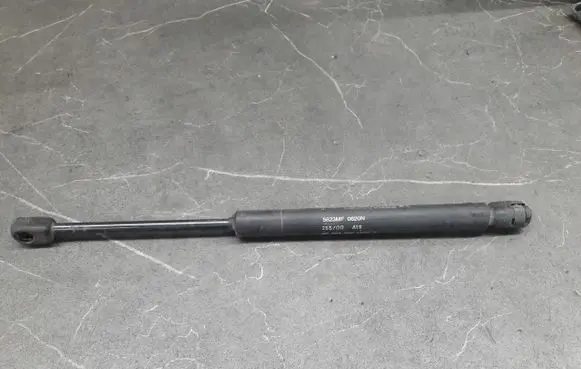 Alfa Romeo 156 Tailgate strut 60664833