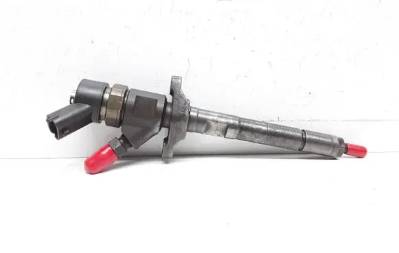 Fuel injector