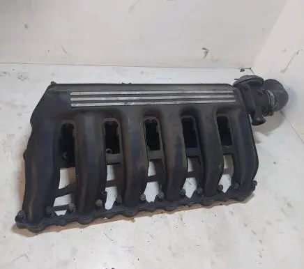 BMW 5 E39 Intake manifold 2247439