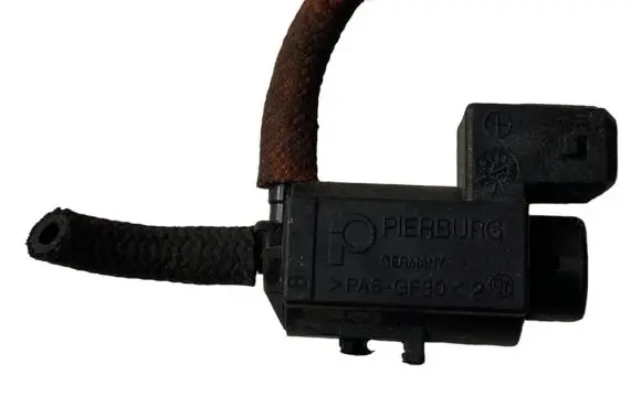 BMW 5 F10 F11 Turbo solenoid valve 7810831 70231800 10T126