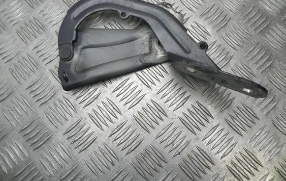 Ford Focus Tailgate/trunk/boot hinge 8M51A16800AD T8148