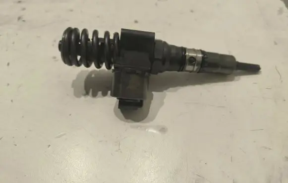 Audi A3 S3 8P Fuel injector 0414720404