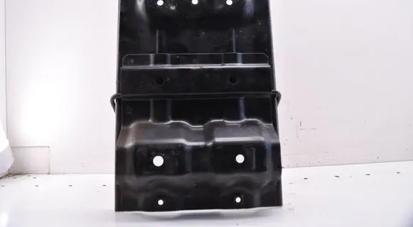 Suzuki Grand Vitara II Battery bracket 