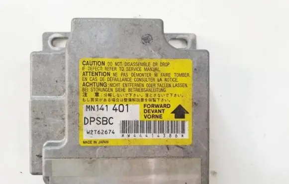 Mitsubishi Grandis Airbag control unit/module MN141401 W2T62674