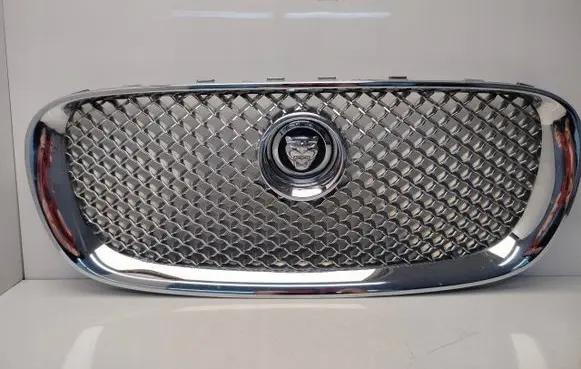 Jaguar XF Front bumper upper radiator grill 