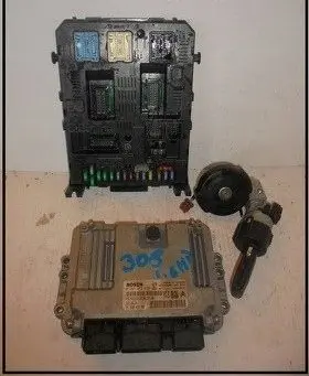 Peugeot 308 Engine ECU kit and lock set 9664843780